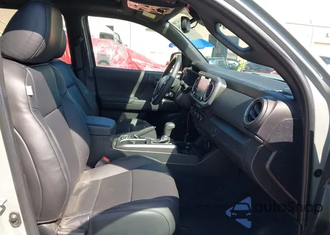 2023 Toyota Tacoma Trd Off Road из США, поврежденный, VIN 3TMCZ5AN2PM616171